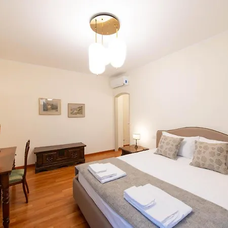 3 Amici Al Castello 4*