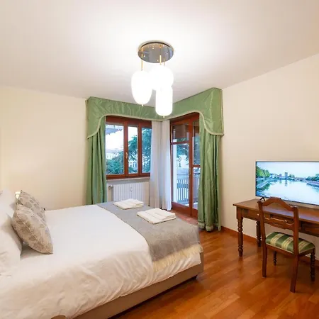 3 Amici Al Castello Bed & Breakfast