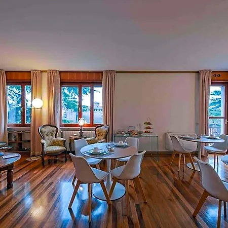 Πανσιόν 3 Amici Al Castello Βερόνα