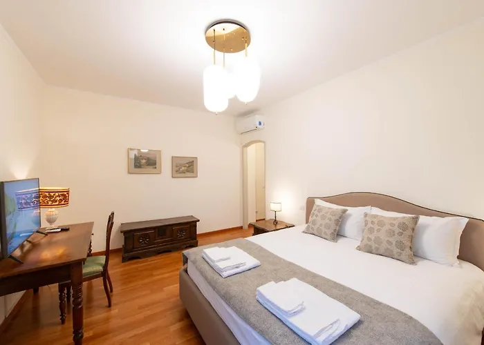 3 Amici Al Castello 4*